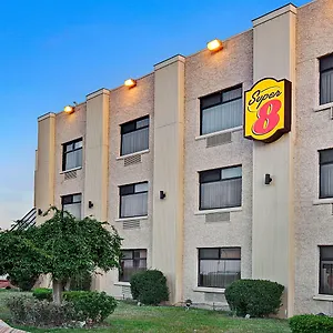 Super 8 By Wyndham Jamaica North Conduit ** Нью-Йорк